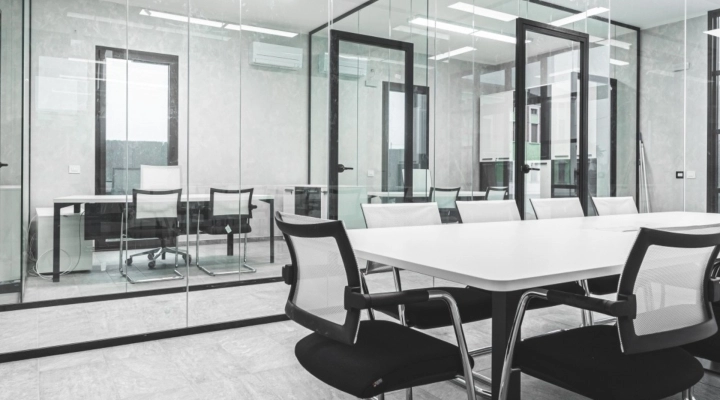 Progetta il tuo ufficio su misura: ottimizza gli spazi e valorizza l'ambiente	