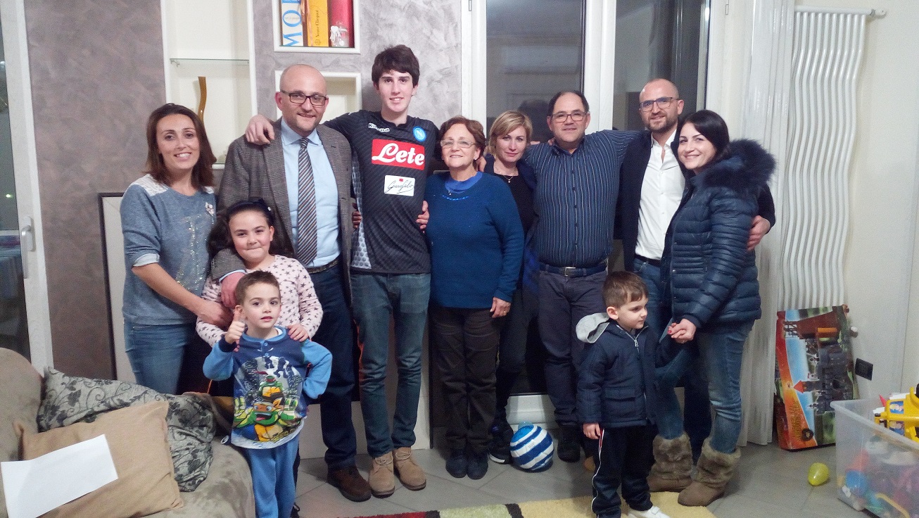 ITALY Brusciano-Mariglianella: Francesco Russo comes  from New York to Naples  to support the soccer team that  wins against  Milan  and  Shakhtar Donetsk. Here's the unknown mascot. (Written by Antonio Castaldo)