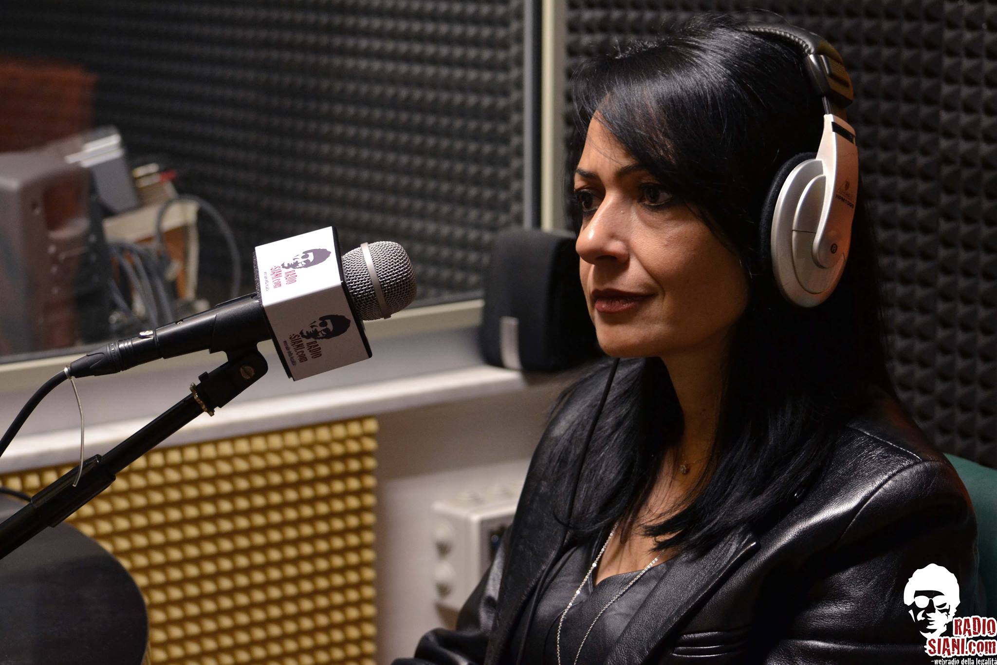 L’ assessore Sonia Palmeri a Radio Siani: “L’illegalità sfregia la cultura della nostra terra”