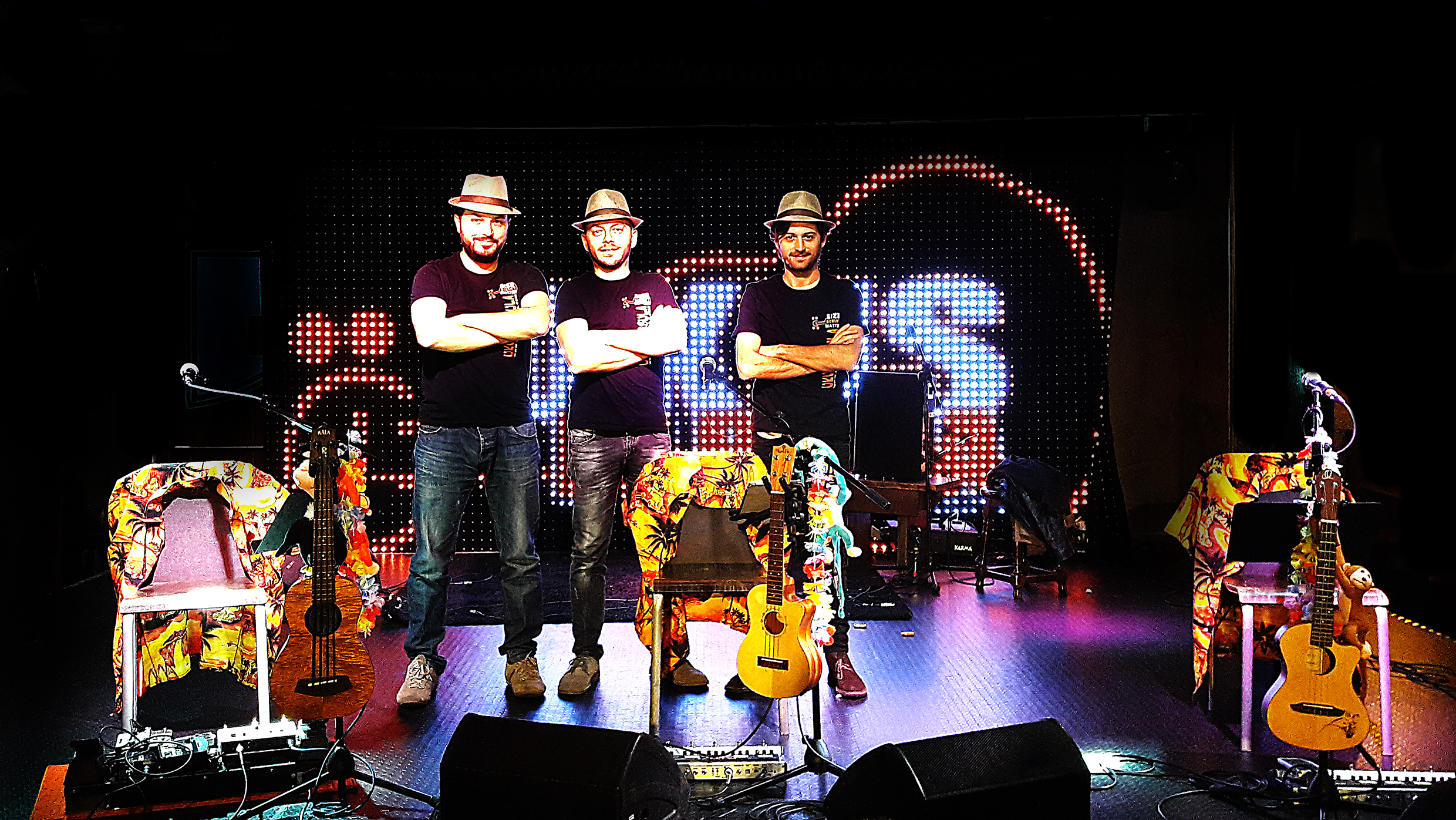 Ukus in Fabula, il trio di ukuleisti musicomici romani,stanno per sbarcare in Australia