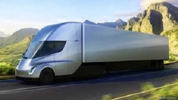 Camion e tecnologia, inizia l’era dell’autotrasporto elettrico