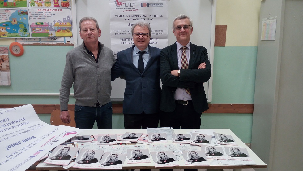 Brusciano: Successo della campagna “Seno Sano” per la prevenzione delle patologie della mammella promossa dalla LILT con i medici dell’Istituto Nazionale Tumori “Pascale” di Napoli. Scritto da Antonio Castaldo