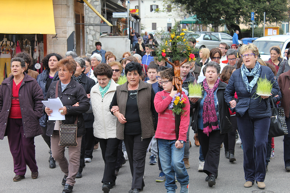 La Passione di Cristo nel canto del Coro delle Donne di Giulianello. Via Crucis anche a Cori