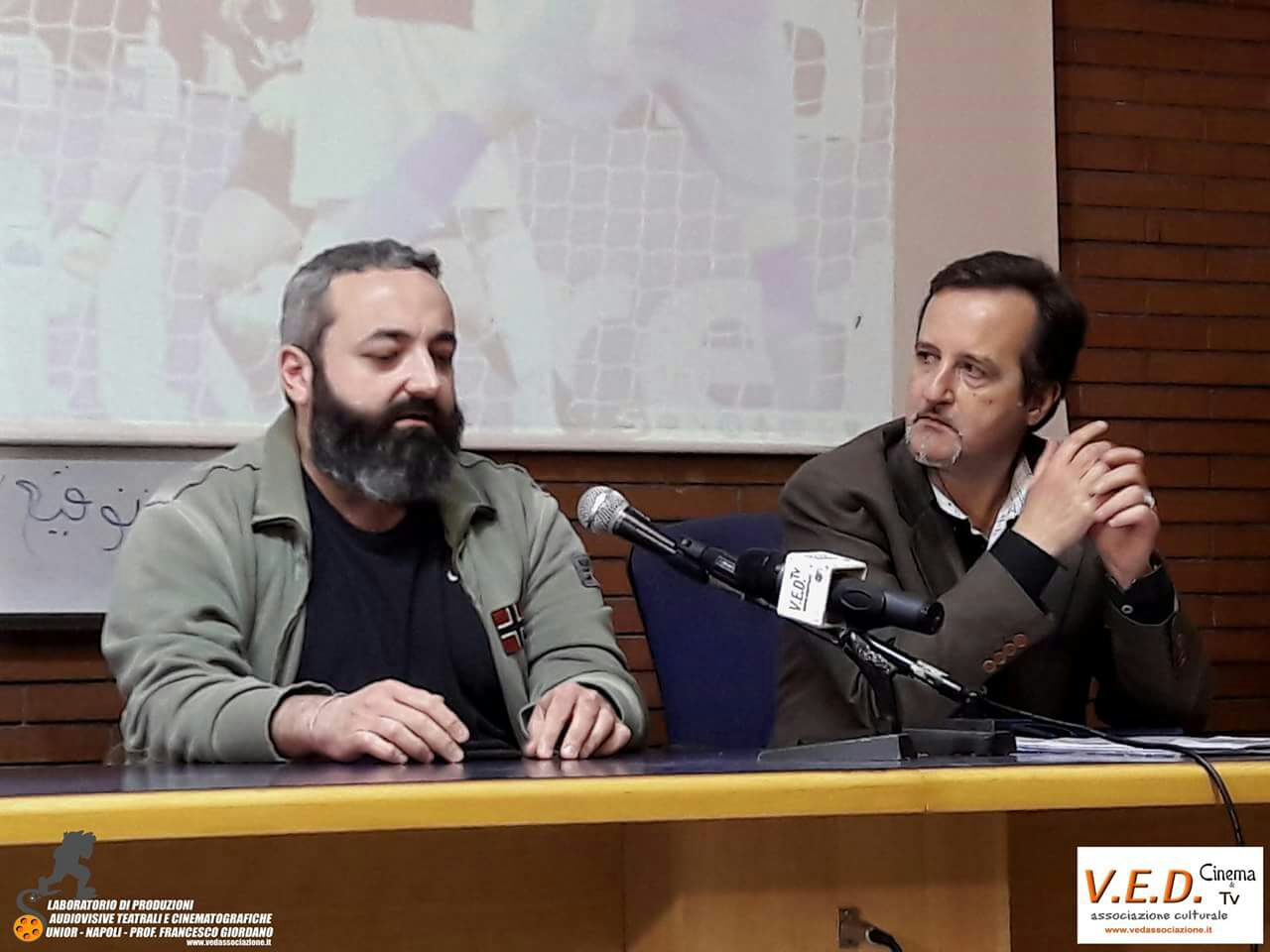 Italo Scialdone, sceneggiatore del film Gatta Cenerentola, propone la sua visione di Napoli agli studenti dell'Orientale