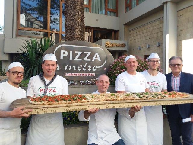 Festa a Vico celebra i 50 anni di Pizza a Metro