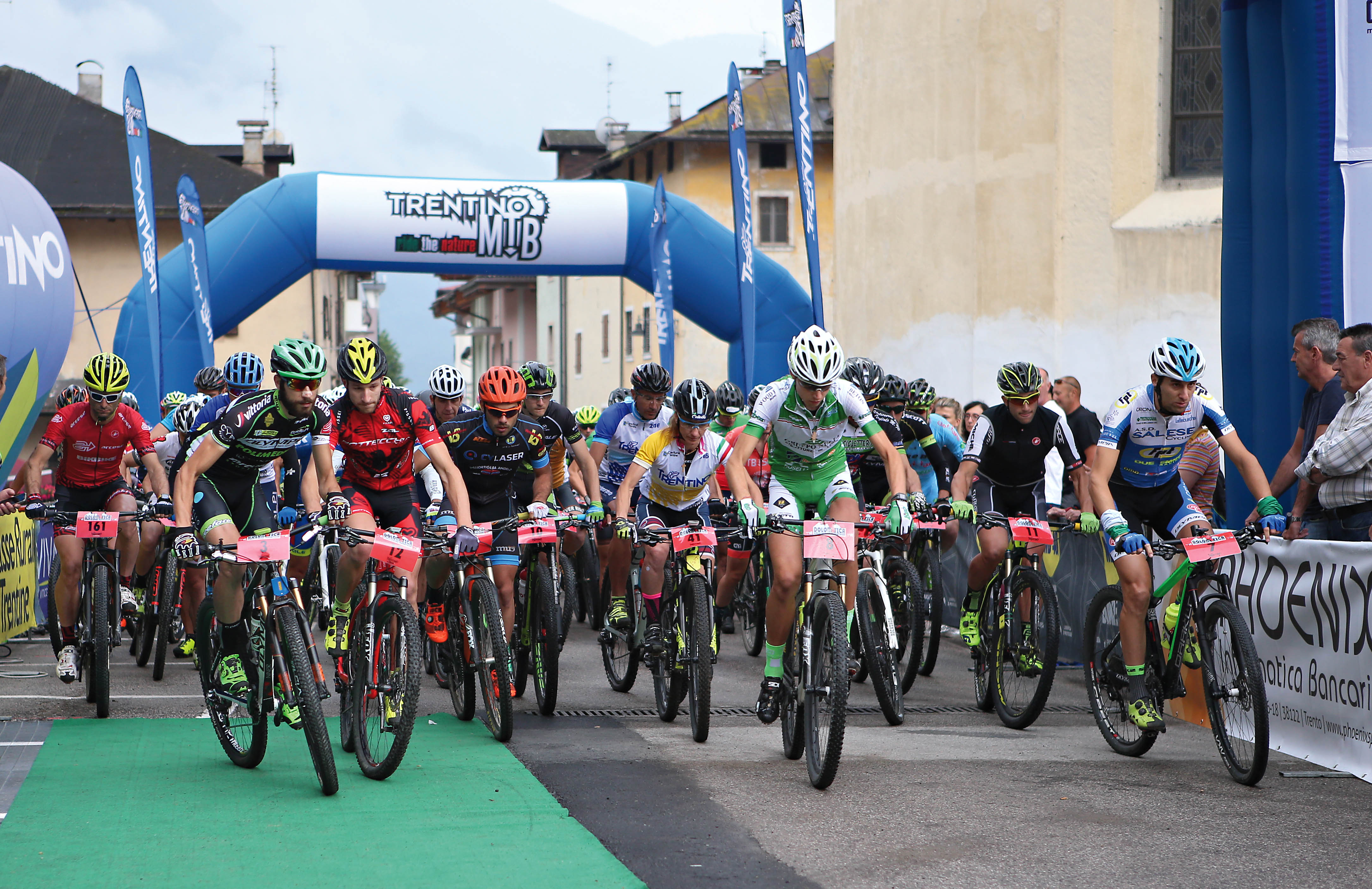 UNA CAMPIONESSA OLIMPICA ALLA “DOLOMITICA”. BIKERS DI TRENTINO MTB IMPEGNATI NEL “RACE”