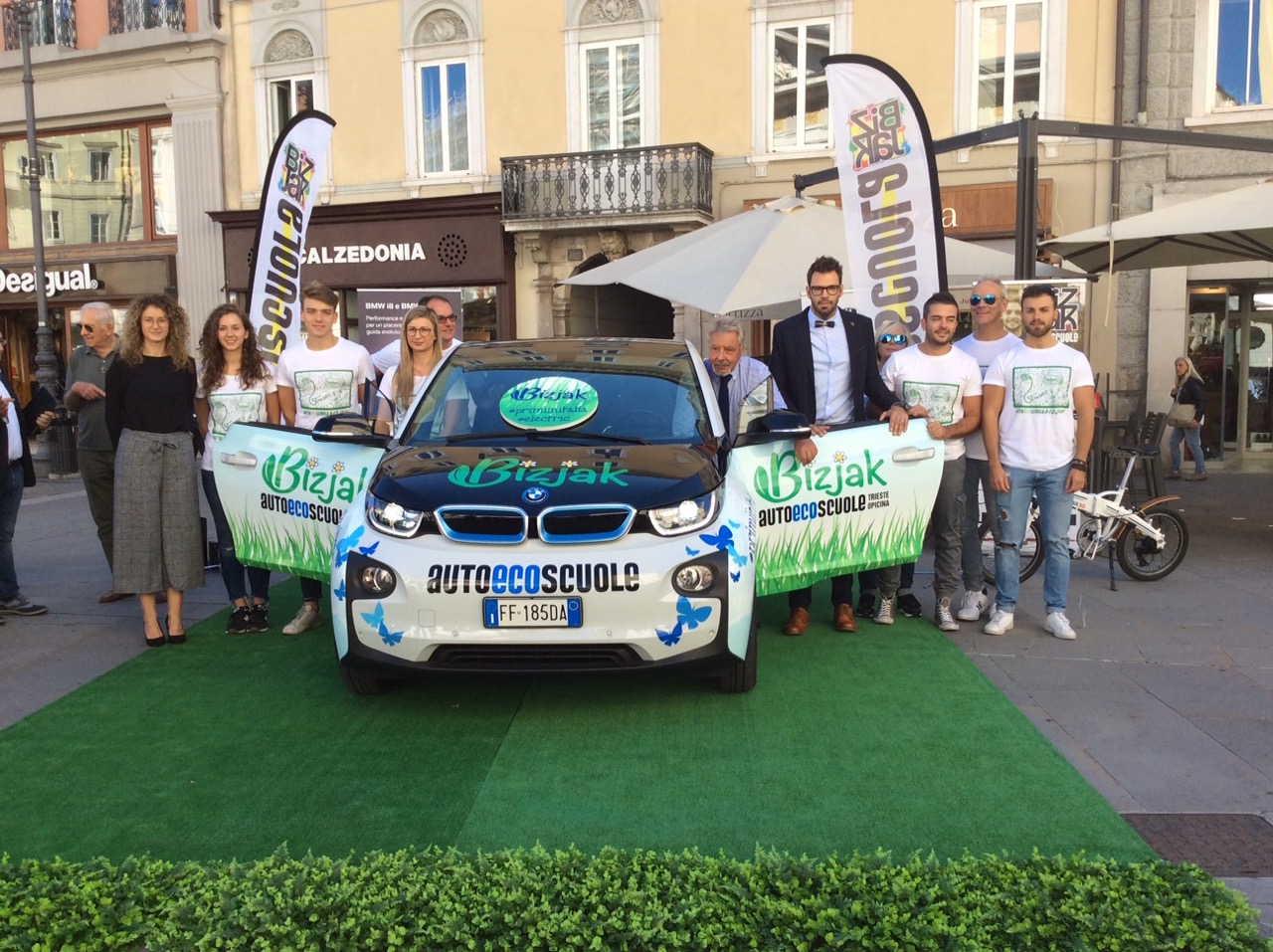 A Trieste la prima scuola guida d'Italia su auto elettrica