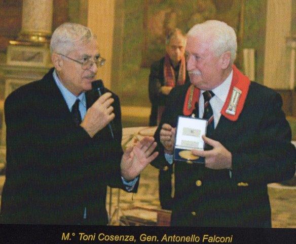 Toni Cosenza racconta e canta E. A. Mario   