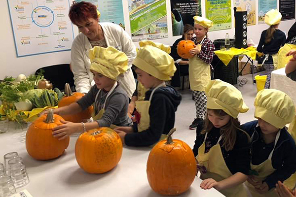 Un laboratorio di cucina per bambini tra sapori e colori autunnali