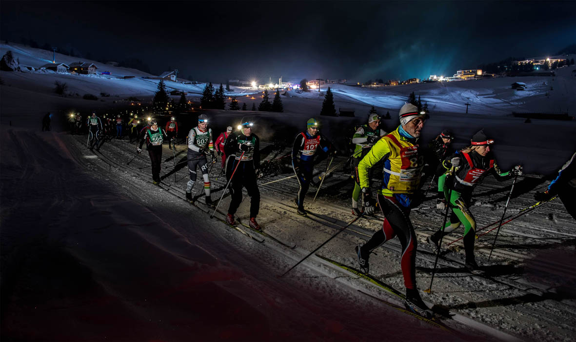 NEVE SULL’ALPE DI SIUSI E LA SUA MOONLIGHT CLASSIC. 30 NOVEMBRE DEADLINE ISCRIZIONI AGEVOLATE