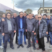 IDD con De Pierro va a sit-in lavoratori Onorati  e ottiene pagamento stipendi 