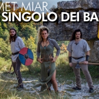 Atmosfere popolari in lingua cimbra per i Balt Hüttar: in radio il loro nuovo singolo Tantzasto Met Miar!