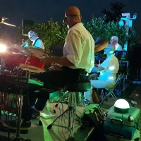  È arrivata l'estate, a Cascina Ovi tornano i Lato Due: oggi (sabato 23/6) serata di cucina e musica live