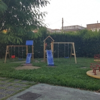 - Mariglianella Installazione di nuove giostrine della Scuola dell’Infanzia.   