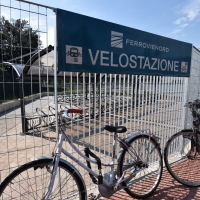 Velostazione da 60 posti nella stazione di Cesate