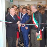 	-Somma Vesuviana: Il Presidente della Regione Campania, Vincenzo De Luca all’inaugurazione dei nuovi reparti di riabilitazione della Casa di Cura “Santa Maria del Pozzo”. (Scritto da Antonio Castaldo)