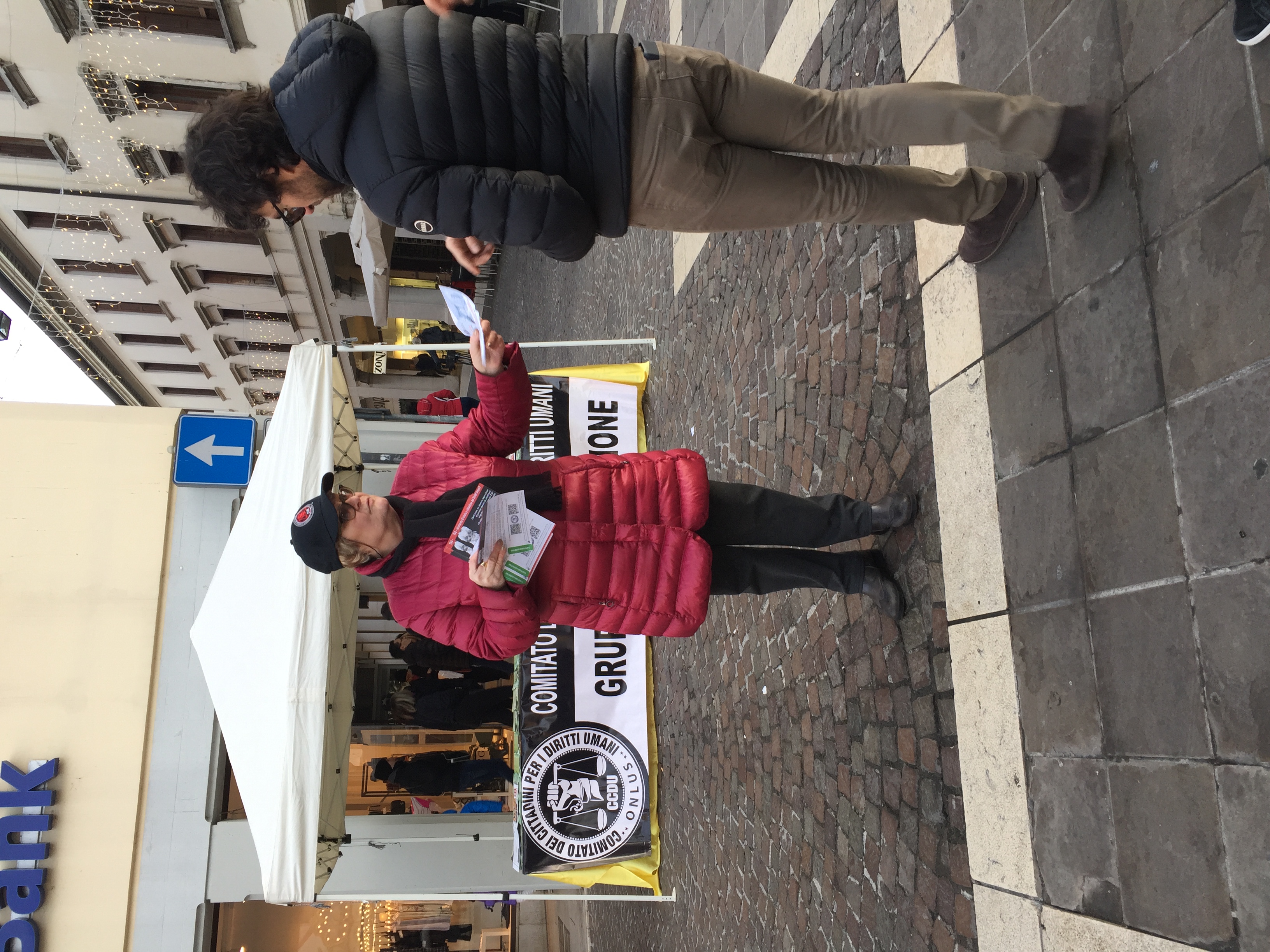 Informazioni sul Trattamento Sanitario Obbligatorio allo stand del CCDU