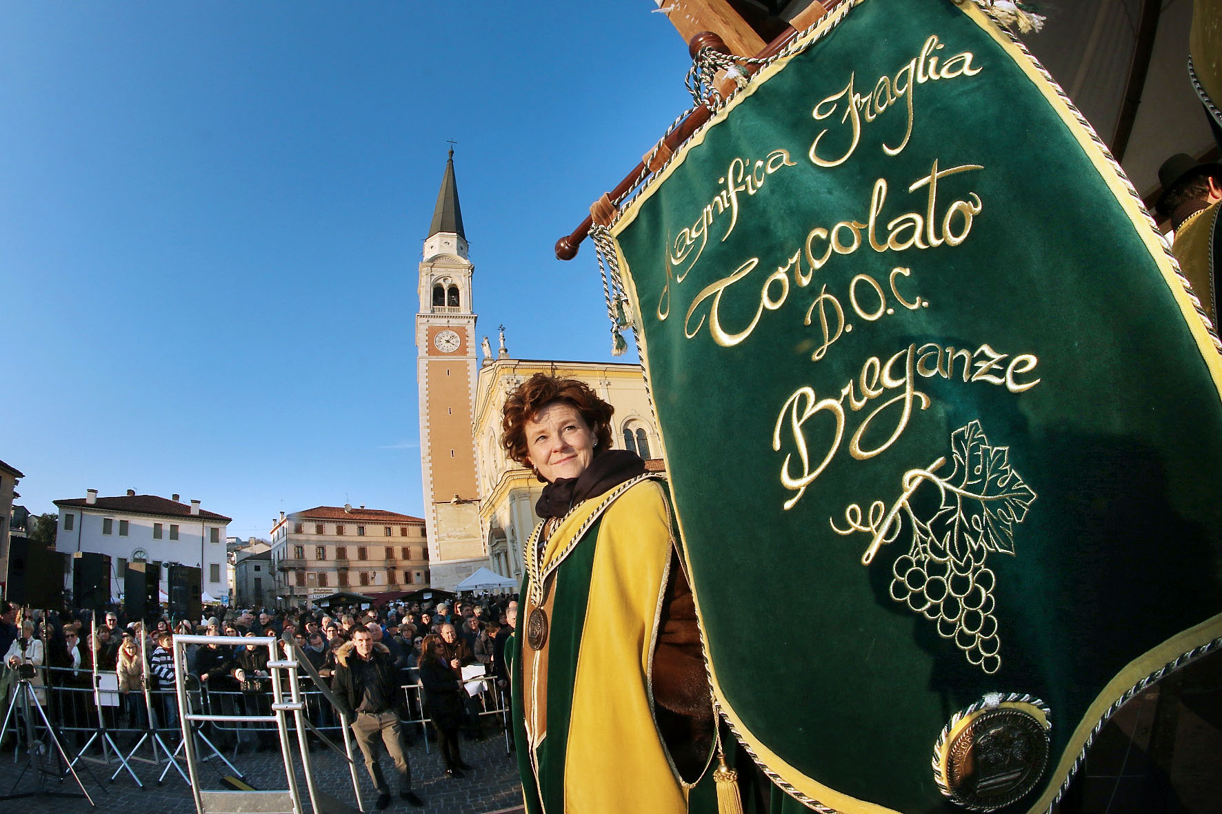 PRIMA DEL TORCOLATO A BREGANZE: TUTTI IN PIAZZA PER BRINDARE ALLA VENDEMMIA 2018