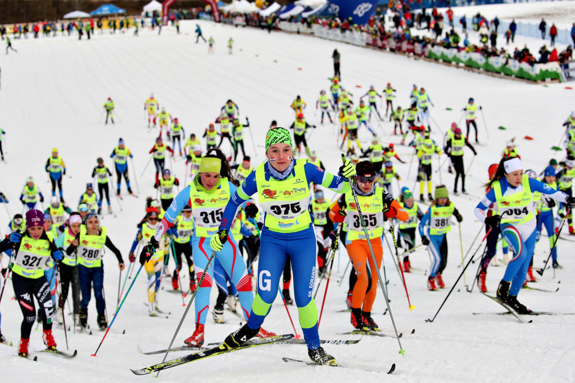 INVASIONE DI “SCOIATTOLI” SULLE PISTE DI LAGO. LO SKIRI TROPHY AUTENTICO TRAMPOLINO DI LANCIO