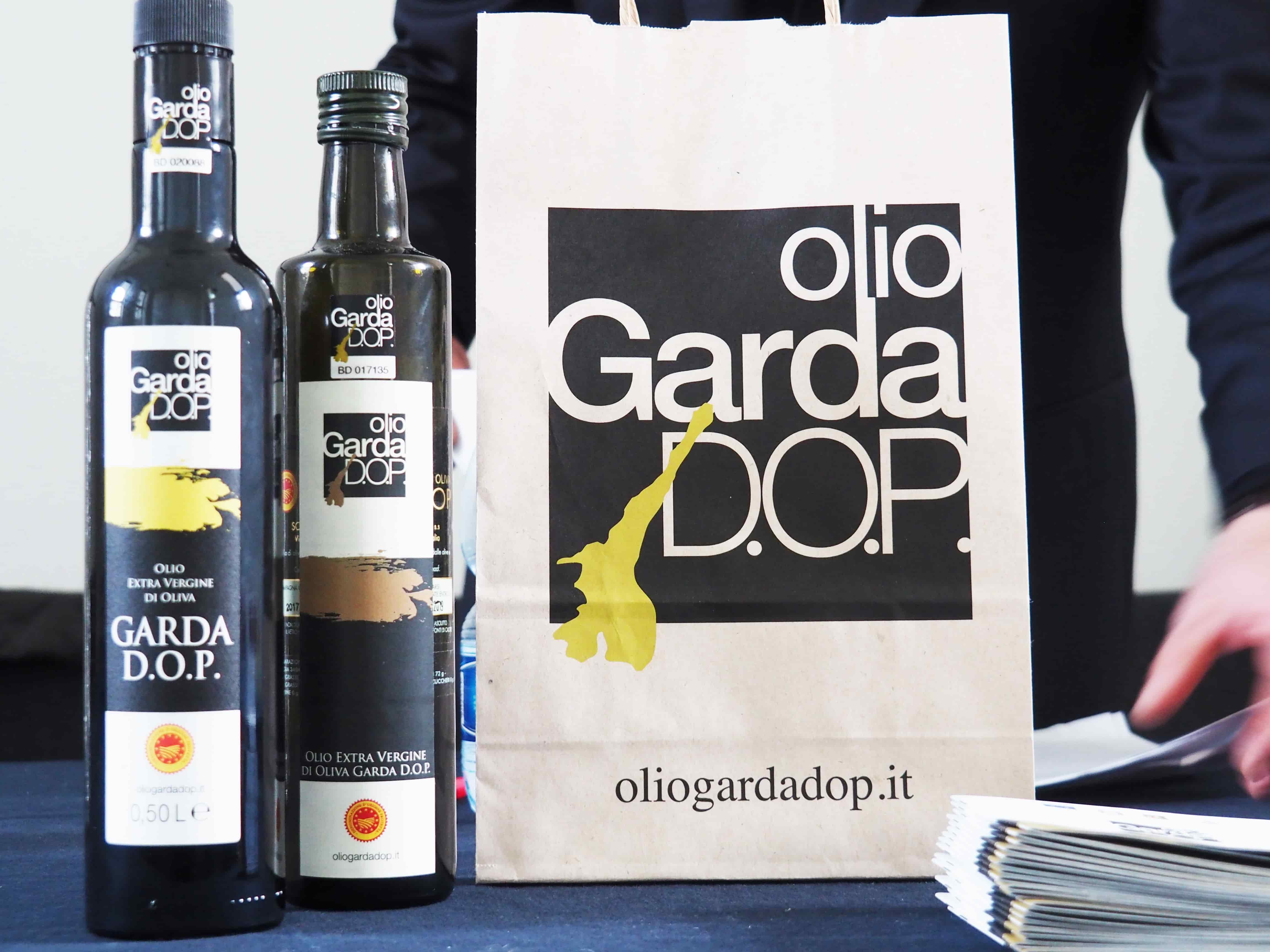  L’OLIO GARDA DOP PROTAGONISTA DELL’ALMANACCO DI OLIO OFFICINA MAGAZINE