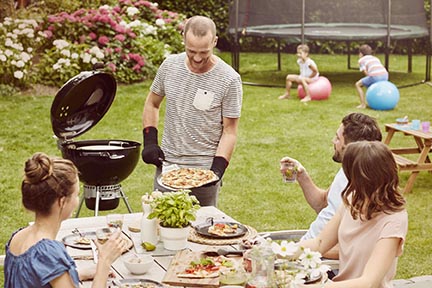 UN BARBECUE CHE GRIGLIA, ARROSTISCE E AFFUMICA: E’ IL MASTER TOUCH GBS PREMIUM