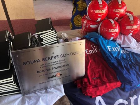 Acronis Foundation costruisce una nuova scuola in Senegal per garantire ai bambini un ambiente di studio sicuro