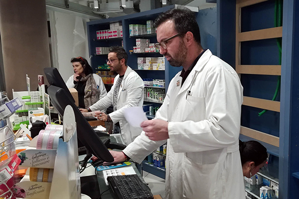 Lavori in corso alla farmacia “Campo di Marte”