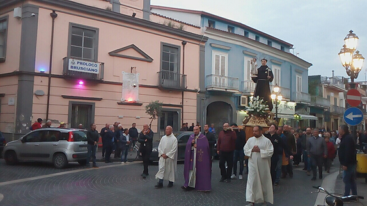 -Brusciano: Peregrinatio Antoniana e condoglianze al Popolo dello Sri Lanka.                                                                                                       (Scritto da Antonio Castaldo)