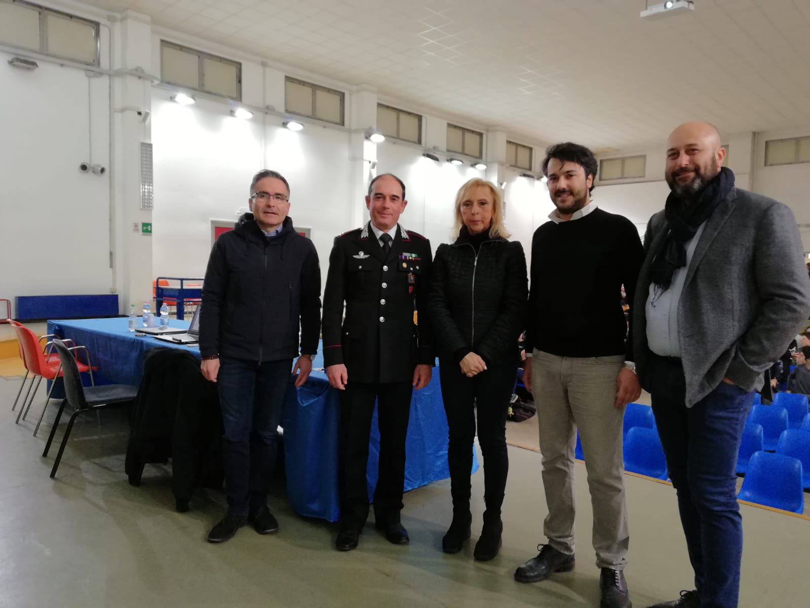 “Legalità e senso civico nella circolazione stradale”: una conferenza per oltre 400 studenti del Liceo G. Galilei di Gozzano