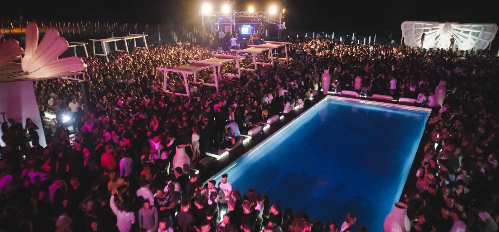 Ritorna il divertimento al Kami Beach: il 18 maggio la grande apertura