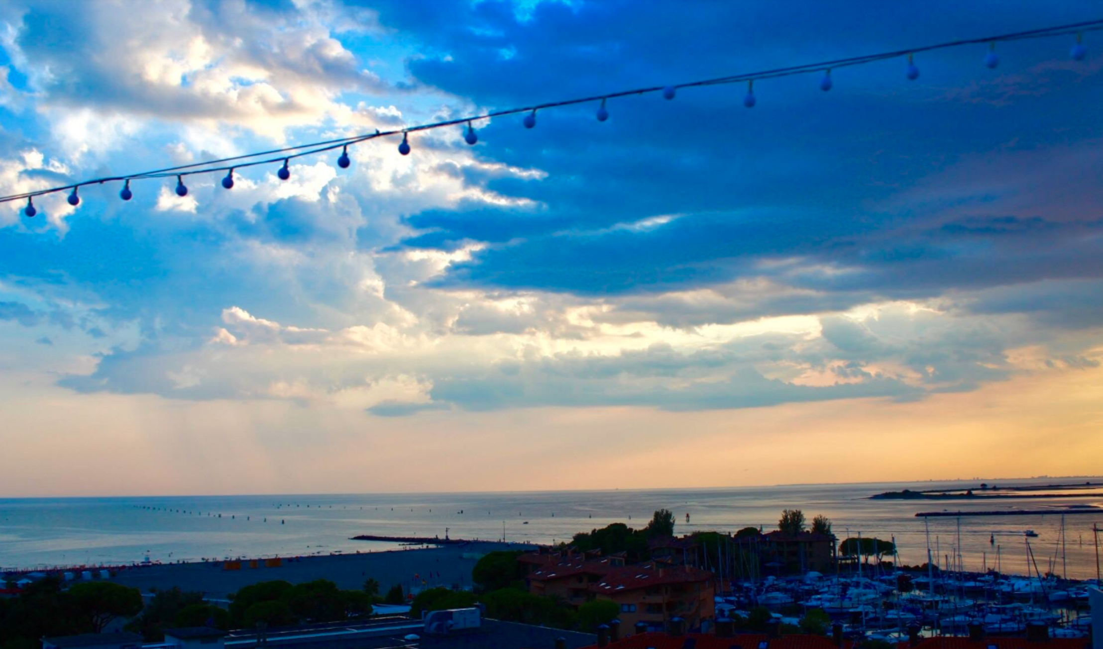 A Grado ripartono i “Laguna AperiSky”, gli aperitivi con vista firmati Laguna Palace Hotel