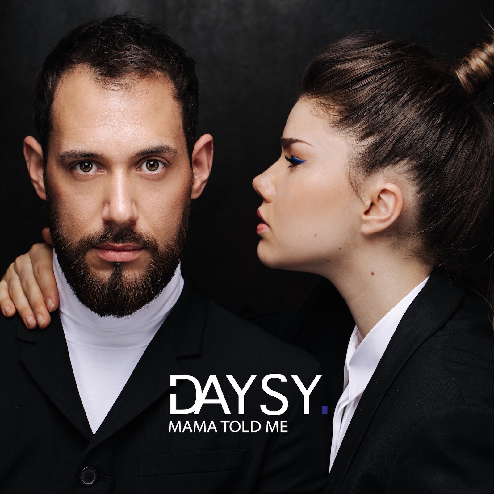 Il duo DAYSY arriva in Italia con MAMA TOLD ME