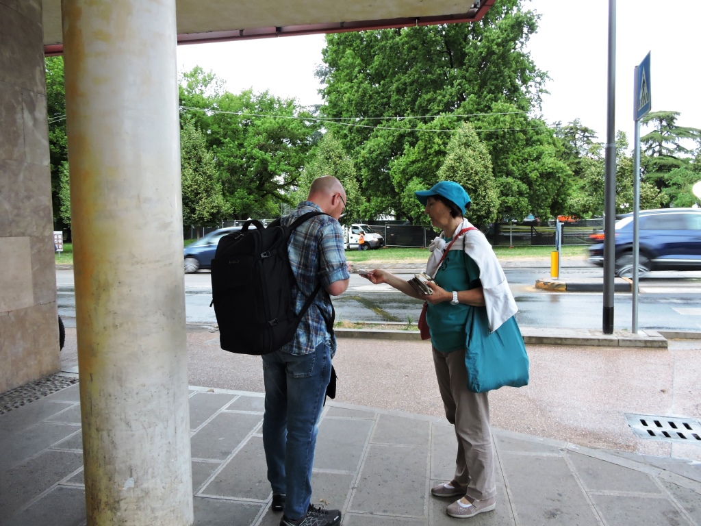 I volontari tornano in Stazione a Vicenza per prevenire le droghe