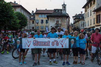 Pedalata Tra Le Stelle | 300 ciclisti alla pedalata Orta-Mottarone: raccolti € 6.000,00 devoluti in beneficenza