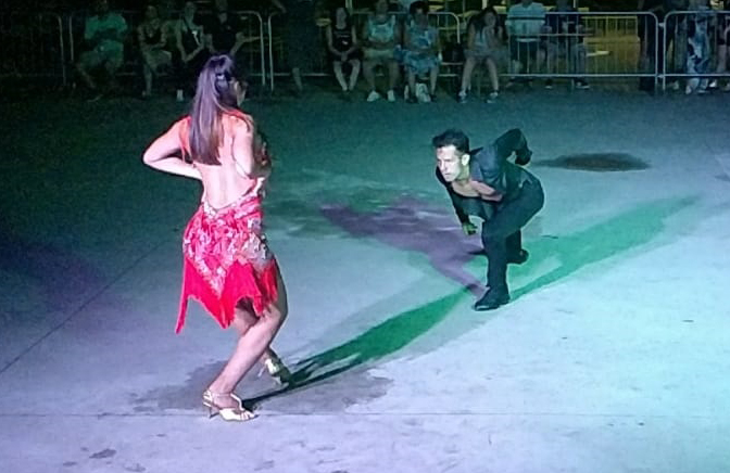 Salsa e bachata, in compagnia di maestri e campioni di ballo italiani: la festa del Barrio Latino continua il prossimo weekend