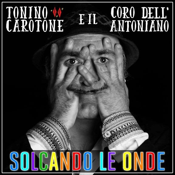 Tonino Carotone e il Coro dell'Antoniano “Solcando le onde”