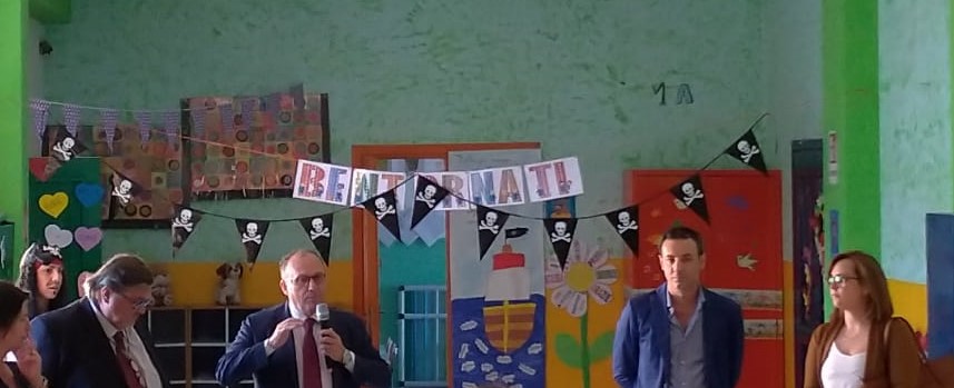 Mariglianella Festa dell’Accoglienza alla Scuola dell’Infanzia con il saluto del Sindaco Felice Di Maiolo.