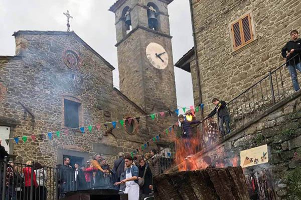 La Festa di Castagnatura di Raggiolo è posticipa al 9 e 10 novembre