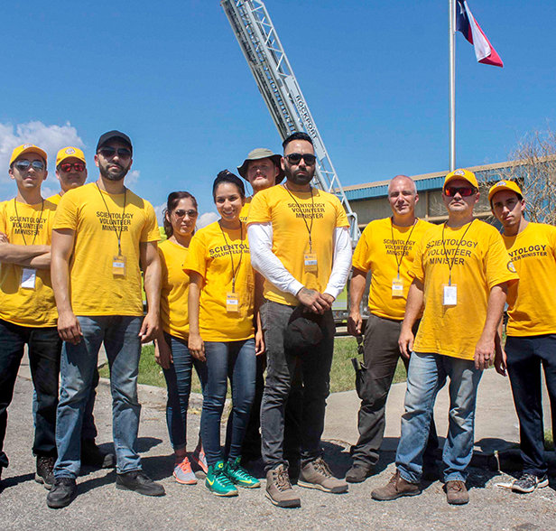 Una storia di redenzione: dalle bande criminali in Messico a Ministro Volontario di Scientology