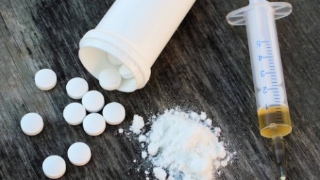 Arginiamo il Fentanyl, salviamo la vita dei nostri giovani dalla morte per overdose