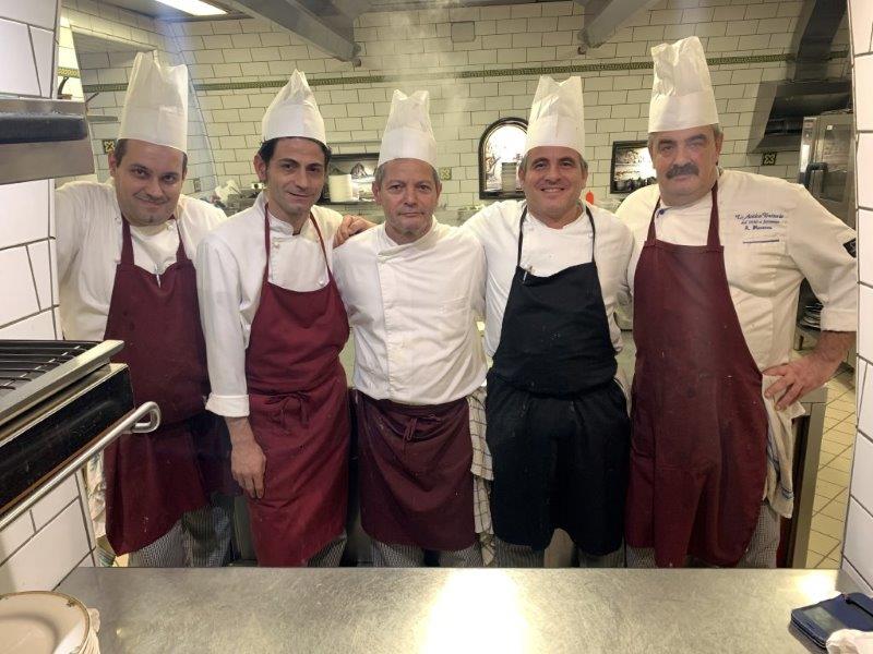 L’Antica Trattoria di Sorrento, un locale unico. Accoglienza, Ospitalità, Cortesia, Passione e Gusto sono gli elementi che lo contraddistinguono 