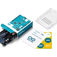 RS Components inserisce a catalogo una nuova versione della scheda entry-level Arduino Uno WiFi per progetti IoT