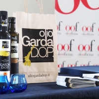  THAT’S GARDA, AL VIA LA GIORNATA DEDICATA  ALL’OLIO,  AL VINO E ALL’OSPITALITÀ GARDESANA