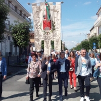 -Brusciano: Amministrazione Comunale, cittadini e rappresentanti politici insieme per la Festa della Repubblica. (Scritto da Antonio Castaldo)