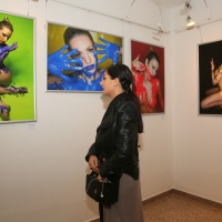 Merito e bellezza alla Milano Art Gallery premiano nove artisti con un vernissage di successo 