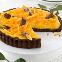 Crostata al cioccolato con arance