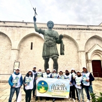 Presentiamo a Barletta i volontari de La Via della Felicità