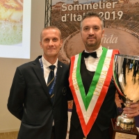 A VERONA VALENTINO TESI MIGLIOR SOMMELIER D'ITALIA PREMIO TRENTODOC