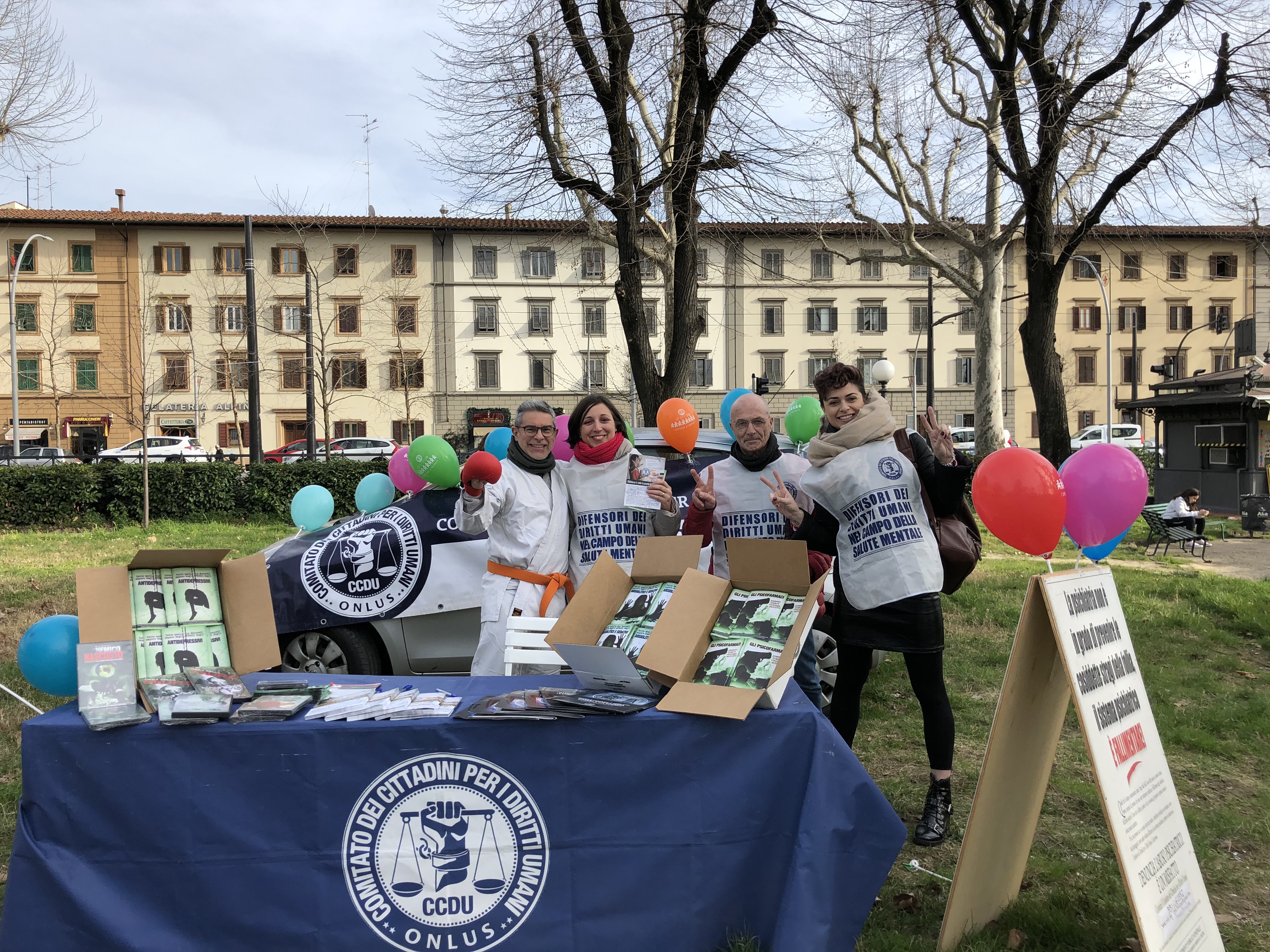 Tavolo informativo del CCDU al Carnevale dei bambini alla Fortezza da Basso