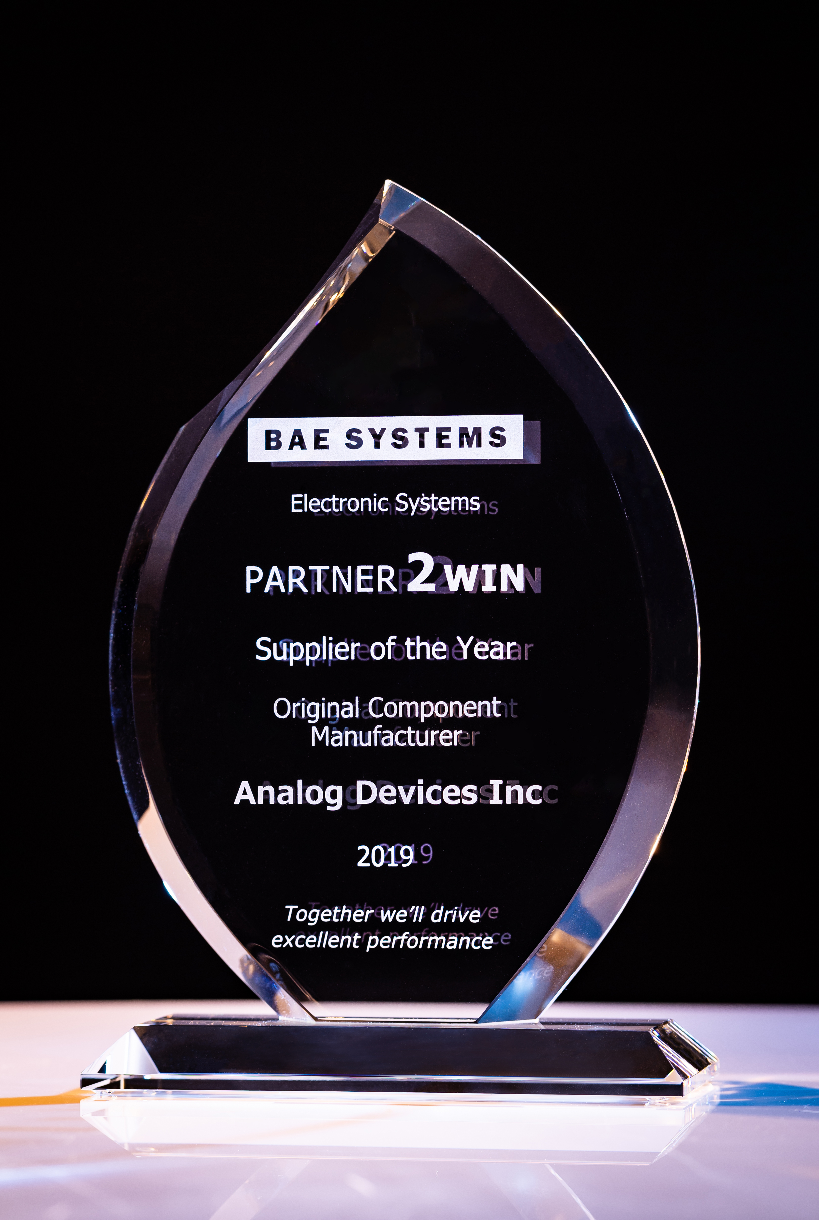 BAE Systems conferisce ad Analog Devices il Premio Supplier of the Year